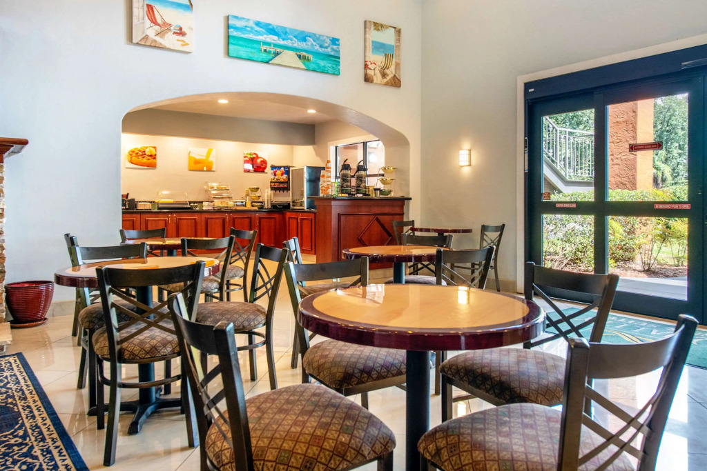 Quality Inn & Suites Jacksonville-Baymeadows