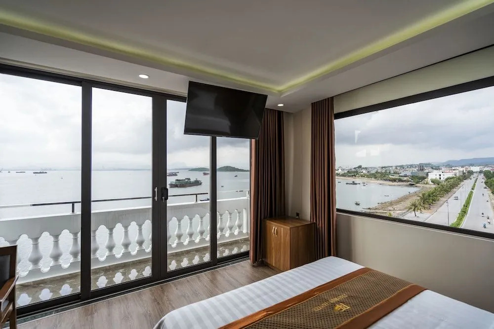 Pho Bien Hotel