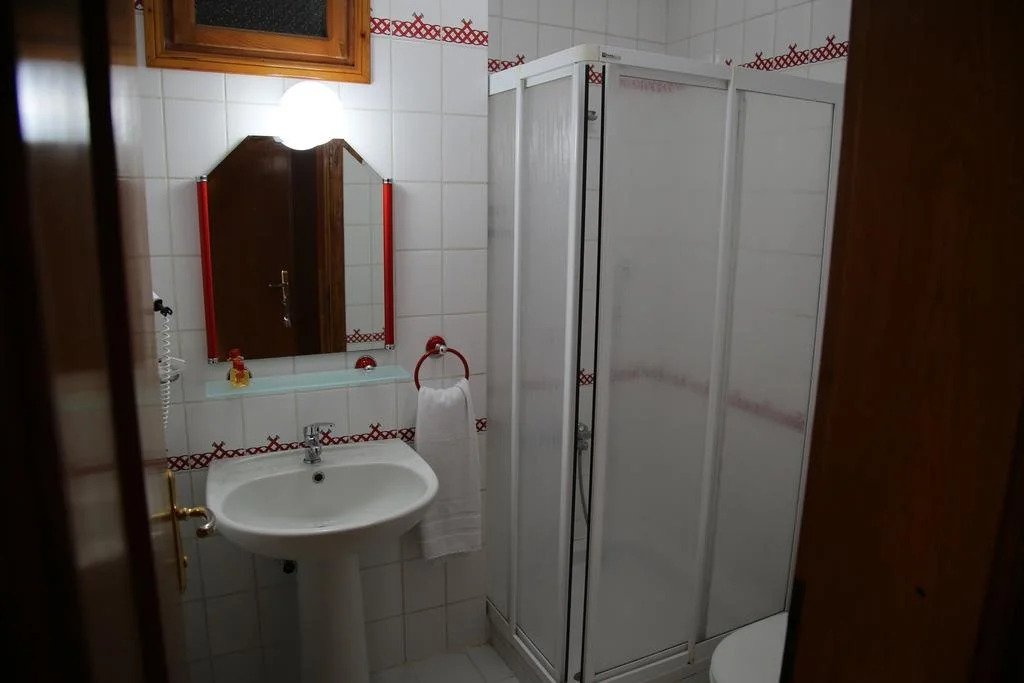 Omtel Hotel