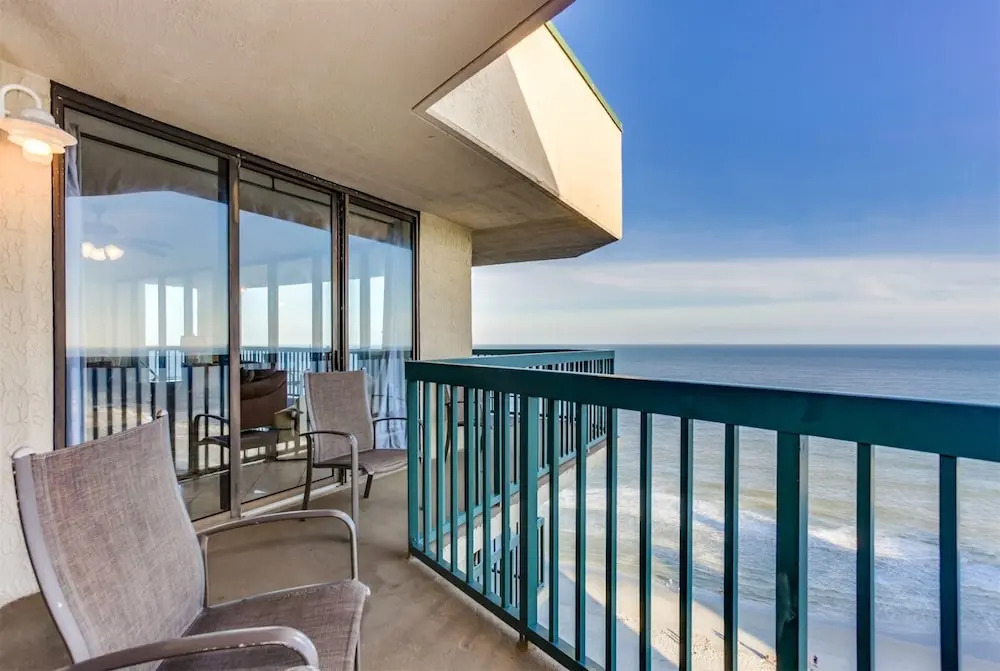 Ocean Bay Club 1701 Pent House Escape!