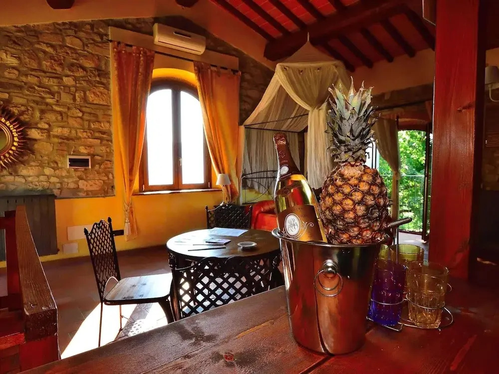 Apartment With Pool, Rignano