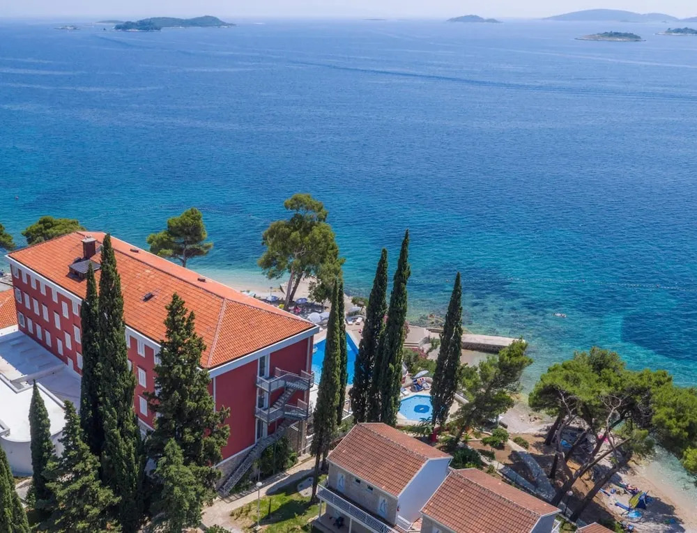 Bellevue Maradiso Village by Aminess