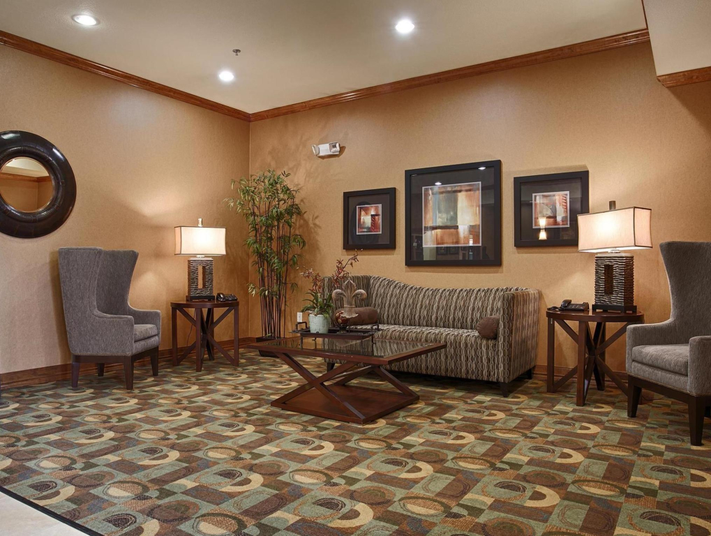 Best Western Plus Christopher Inn & Suites