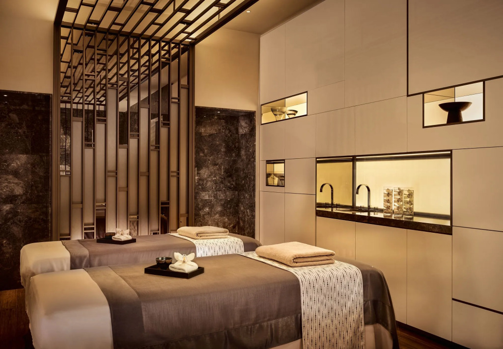 The Ritz-Carlton, Astana