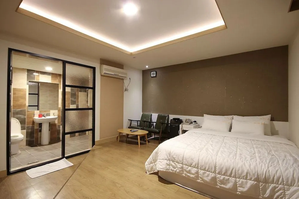 Za Motel