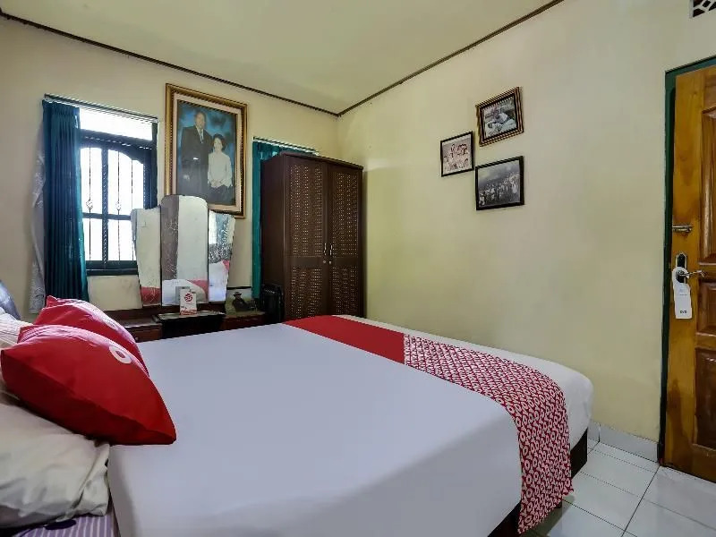 Oyo Homes 91094 Desa Wisata Banyuatis