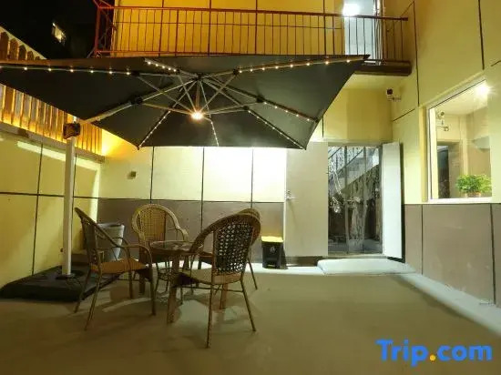 Xinzhou Xinyuan Ancient City Homestay
