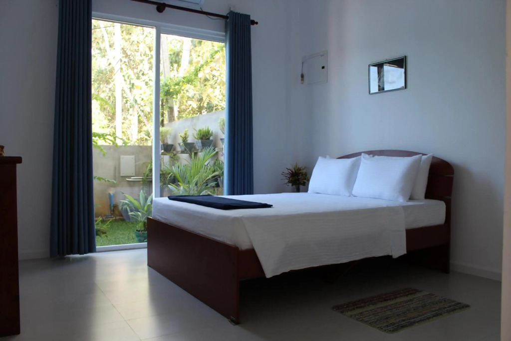 Riku surf House Hiri