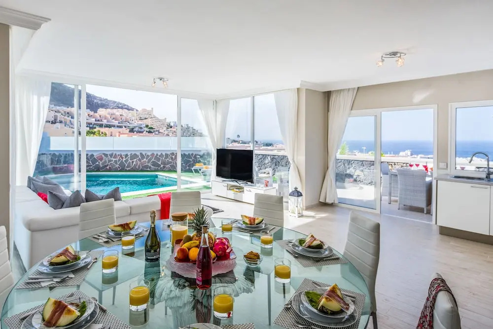 LUXURY WHITE VILLA with sea view, heated pool