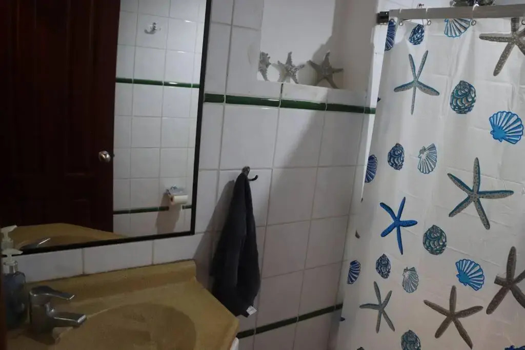 Pura Vida Villa! Beachfront Golf and Country Club Los Delfines 24 hours security