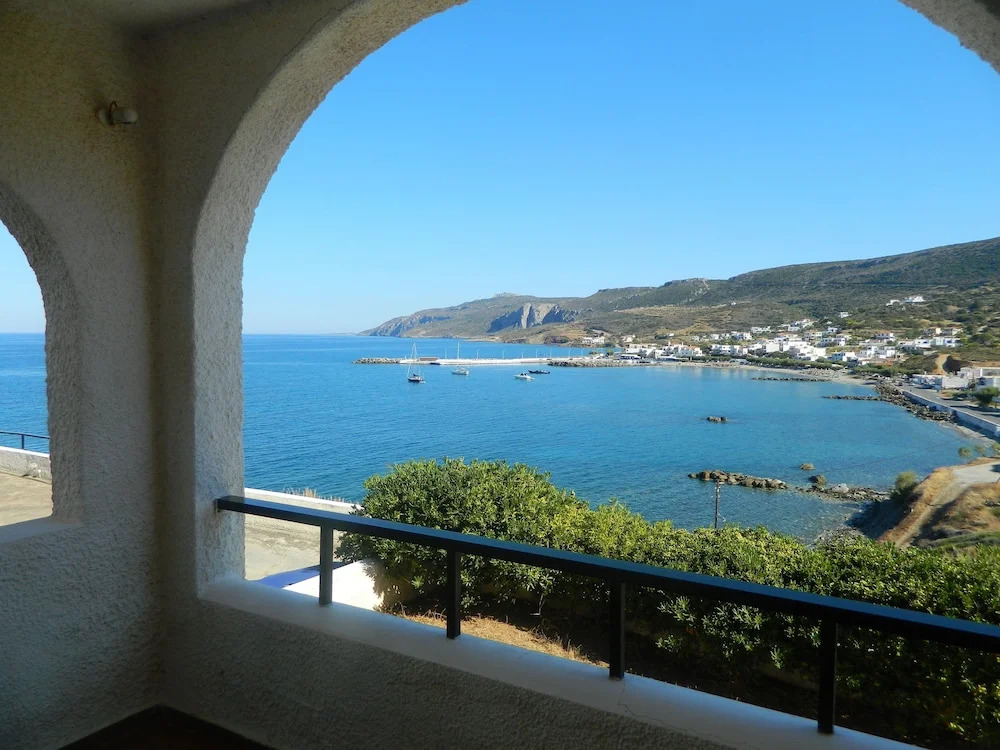 Marou Hotel
