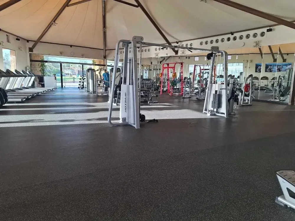 Royal Lazure Resort