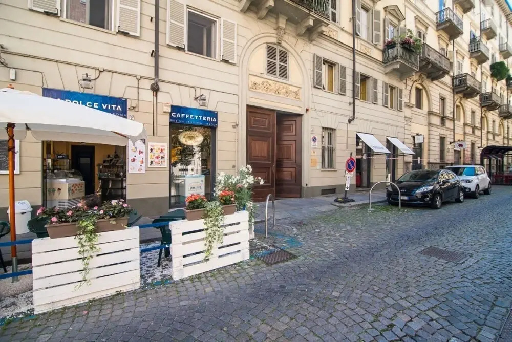 Piazza Vittorio Veneto Elegant Flat