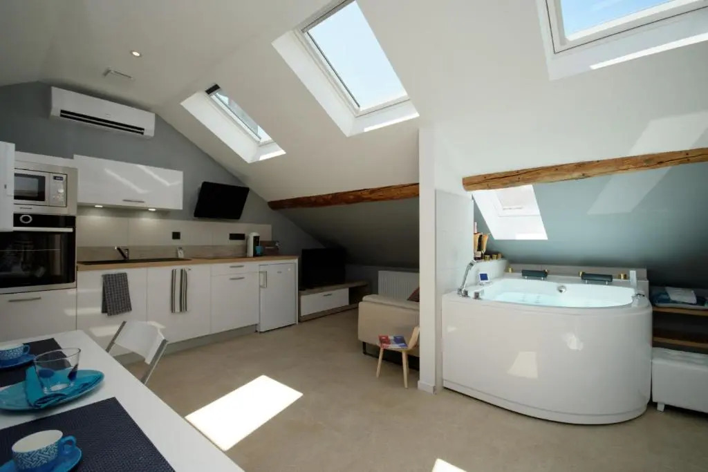 MV Suite & Spa