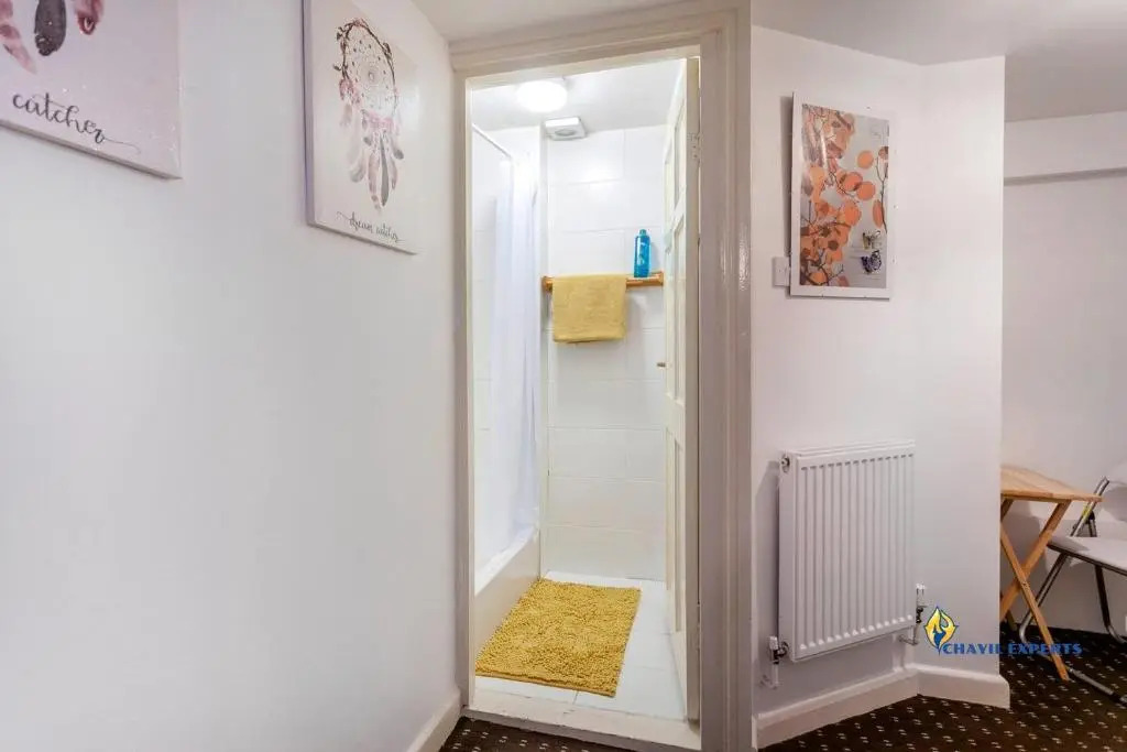Gabriella Aprt, 3 Bedroom, Parking, City Centre