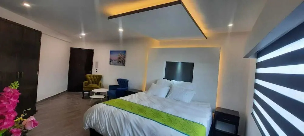 Hotel Tonall Inn