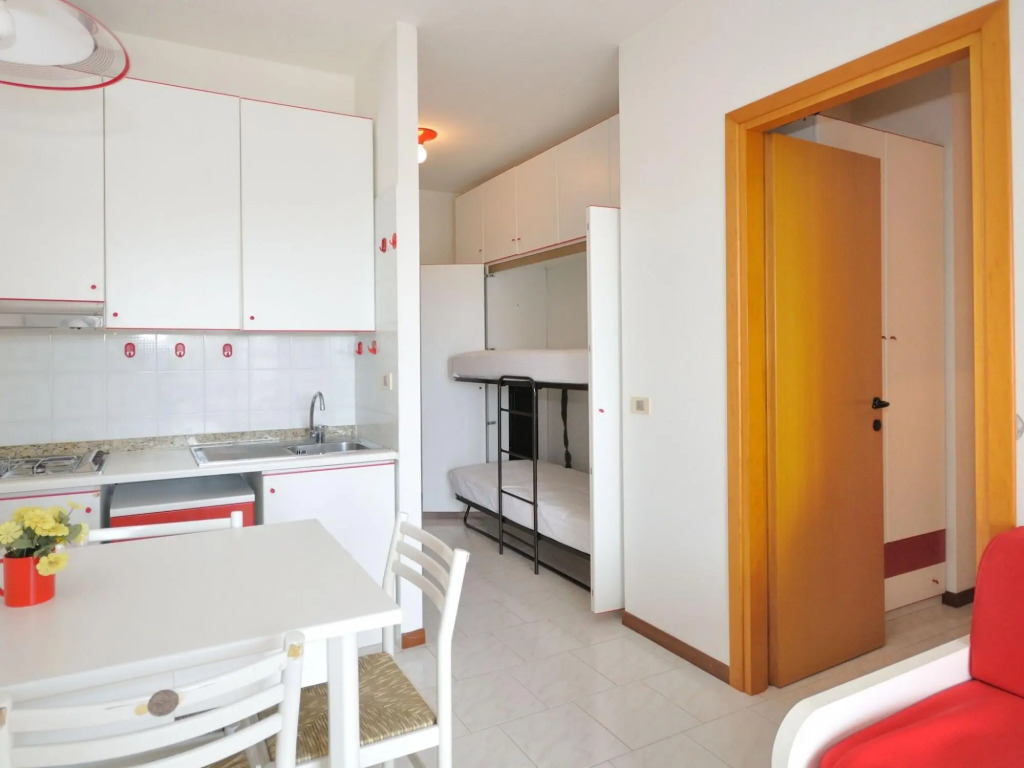 Apartment in Bibione Spiaggia with balcony