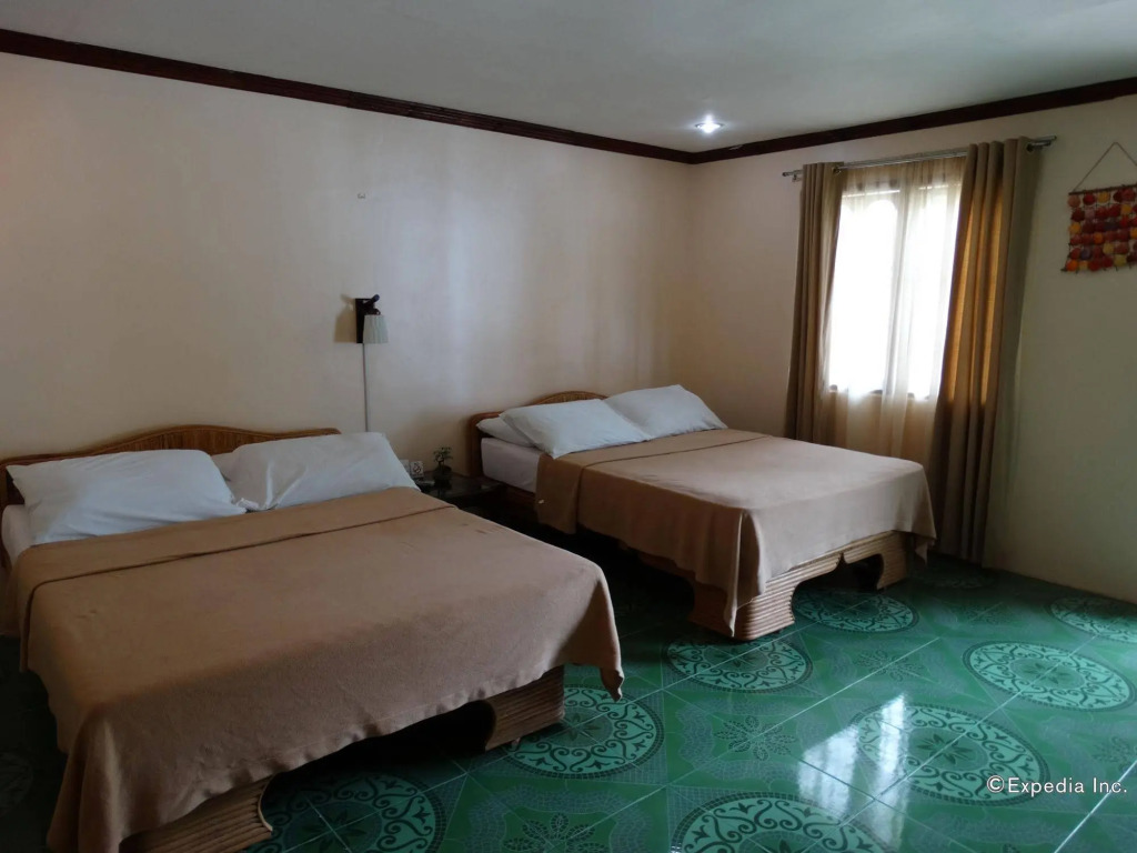 Whites and Greens Beach Resort
