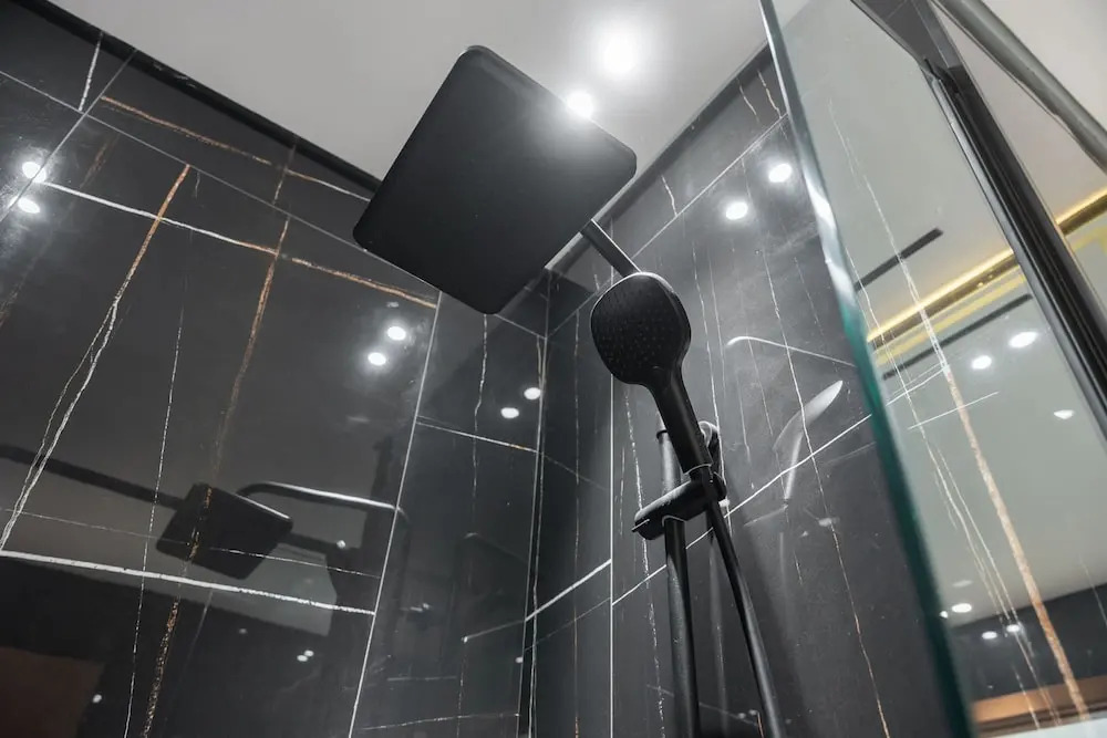 Gorgeous 1 Bedroom in Binghatti House and Sleeps 4