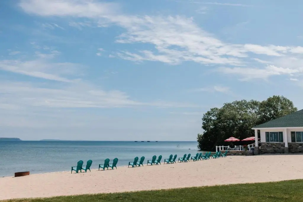 Breakers Resort & Beach Bar