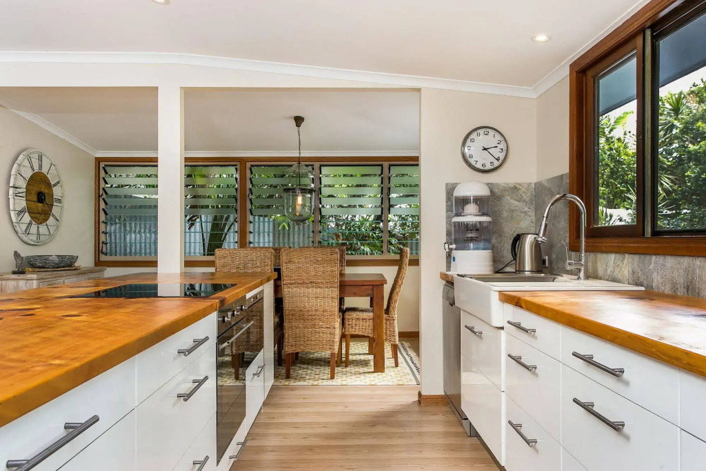 Bottlebrush Cottage