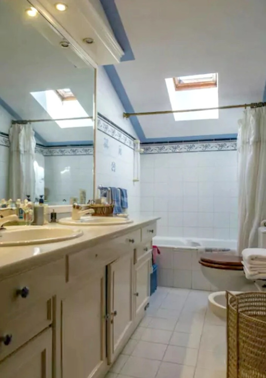 House With 3 Bedrooms in Gijón, With Pool Access, Enclosed Garden and