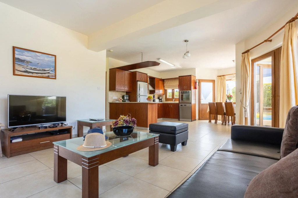 Villa Tsikkos Tessera