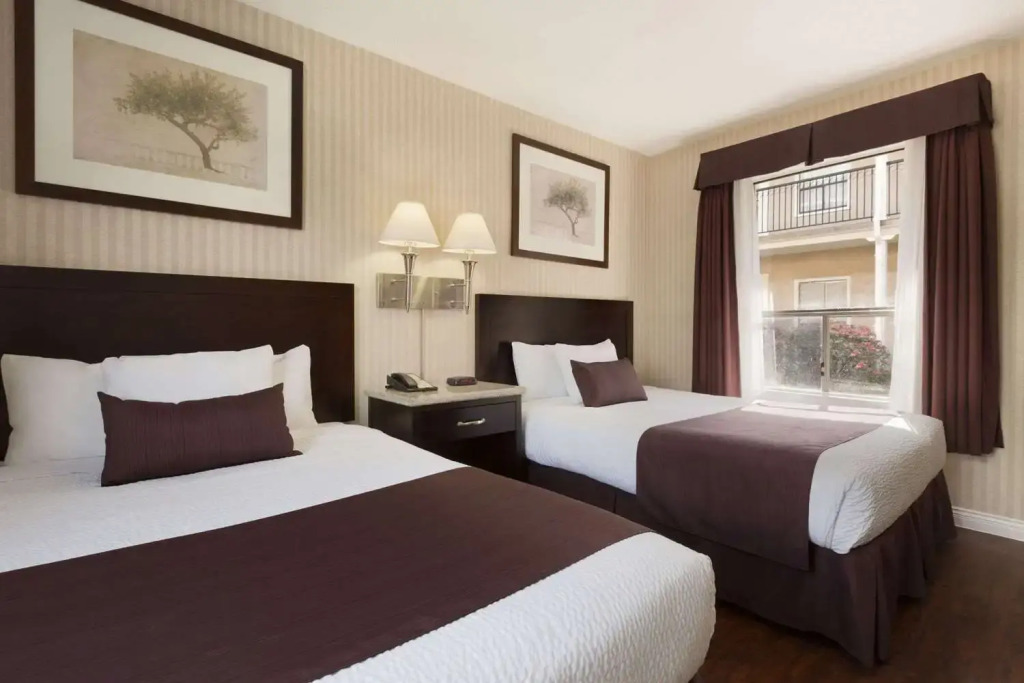 Days Inn - Vancouver Metro