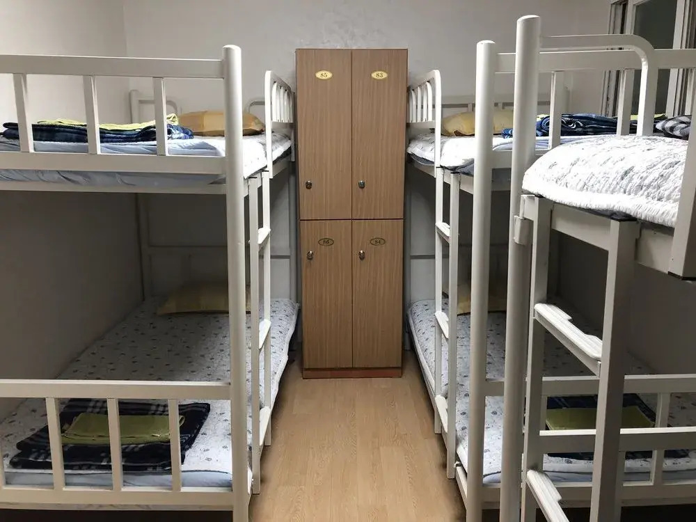 Amuse Guest House - Hostel