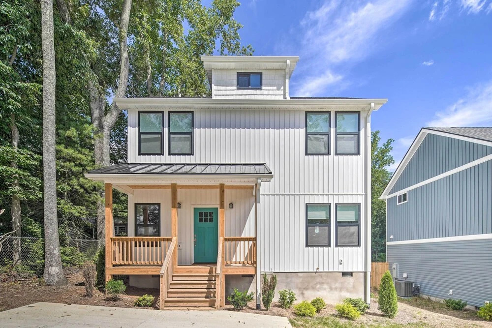 Bright and Inviting Home by Biltmore Village with Deck