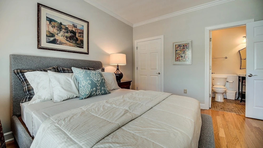 Looking For A Cozy Villa Located Next To The Golf Course? Good Trouble Is Your Answer! 3 Bedroom Villa by Peace Vacations