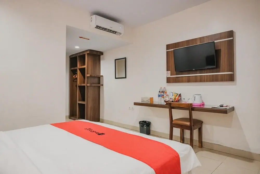 RedDoorz Premium @ Dna Fun Zone Pekanbaru