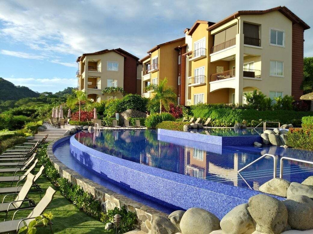 Miramar 3B 3 bdr Ocean View in Los Suenos