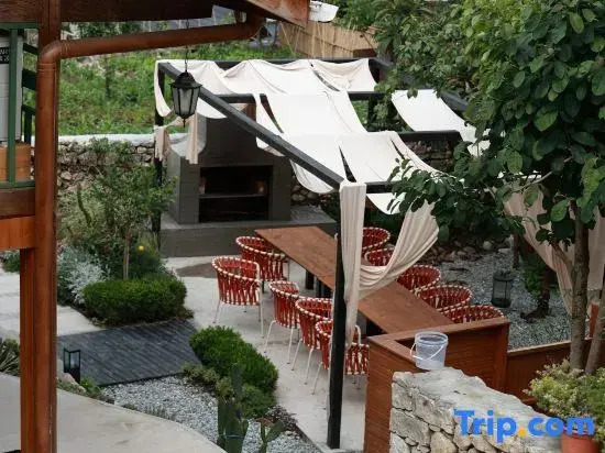 Hailuogou Seven Valleys Source · Snow Mountain Secret Realm Onsen Resort Hotel