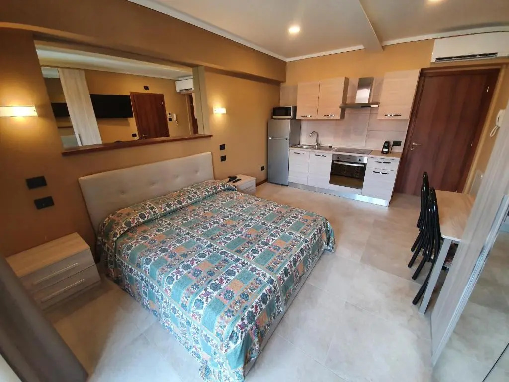 azalea Rooms & apartments domo 5