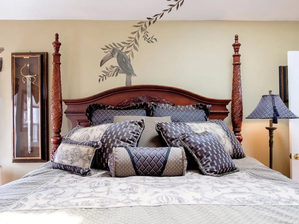 Gaslight Bed & Breakfast
