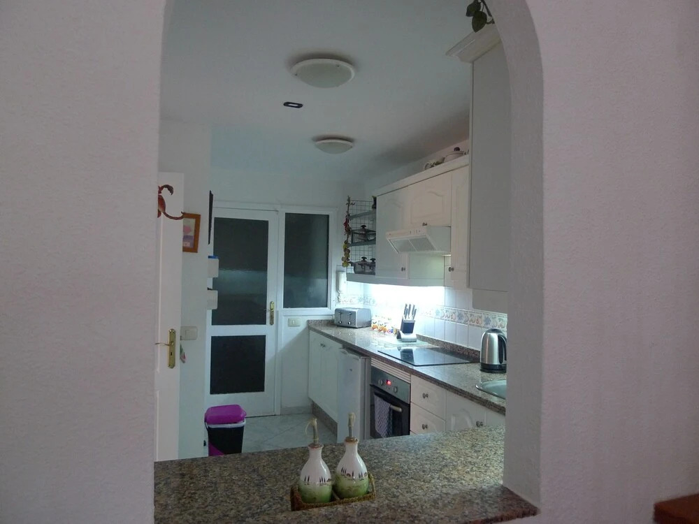 5 Bed Villa Free Wifi 6 Seater Hot Tub & Spectacular Sea, Golf & Mountain Views