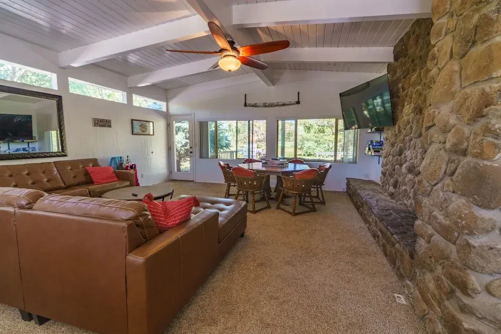 Fairway Cabin 3 Bedroom Home