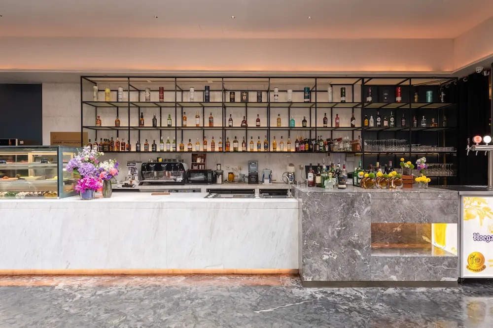 Imperial Traders Elong Hotel