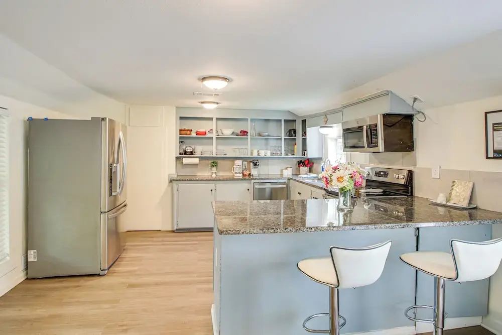 2 Mi to Bathhouse Row: Cozy Hot Springs Home