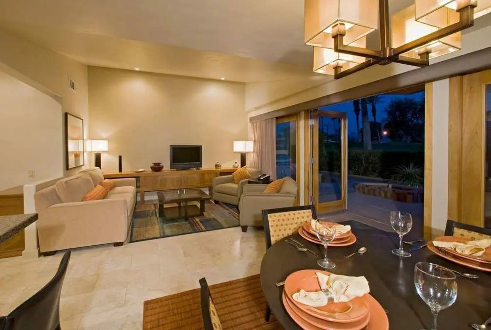 The Dunes Club