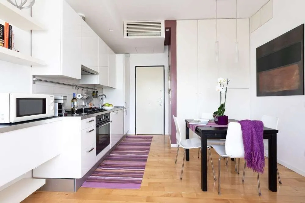 Lambertone Suburban House