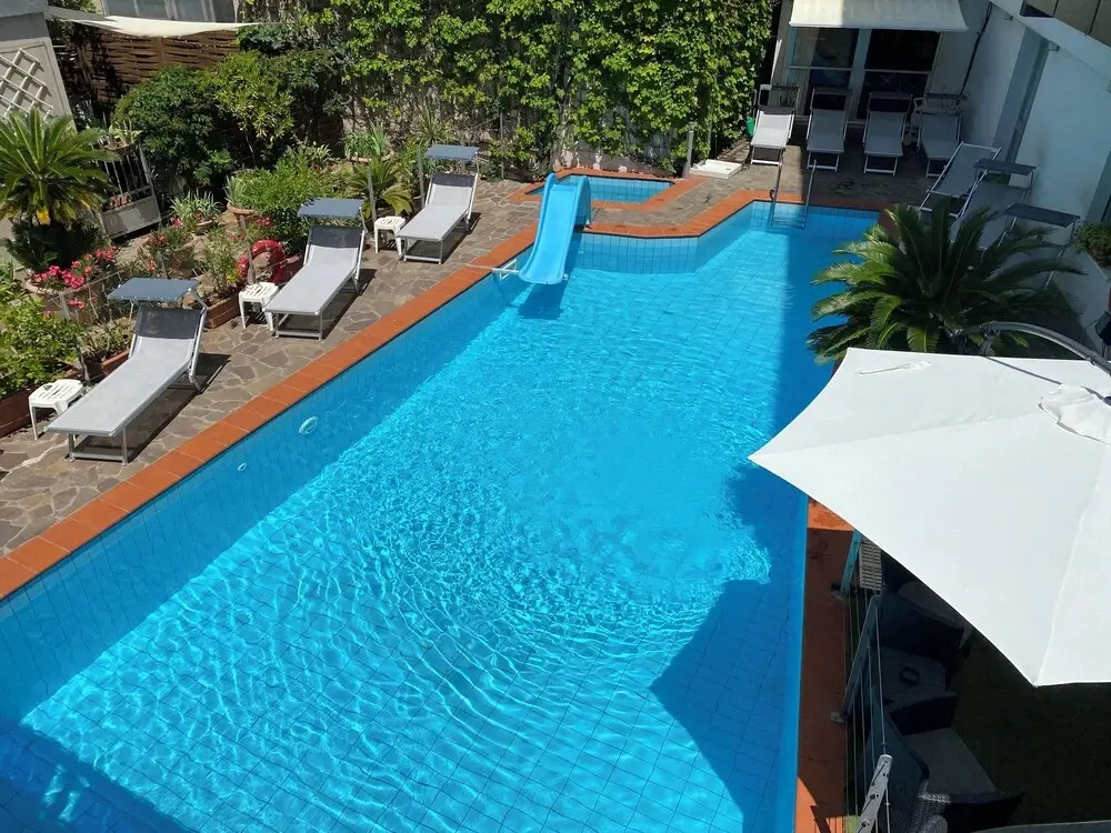 Golf Hotel