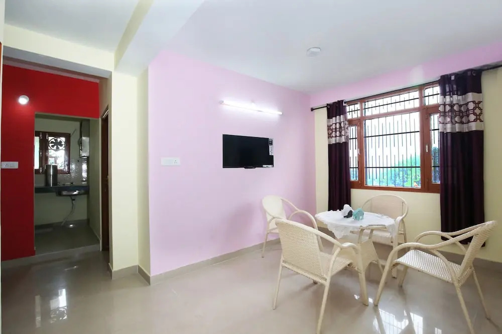 OYO 9106 Home 1 BHK ISBT Shimla