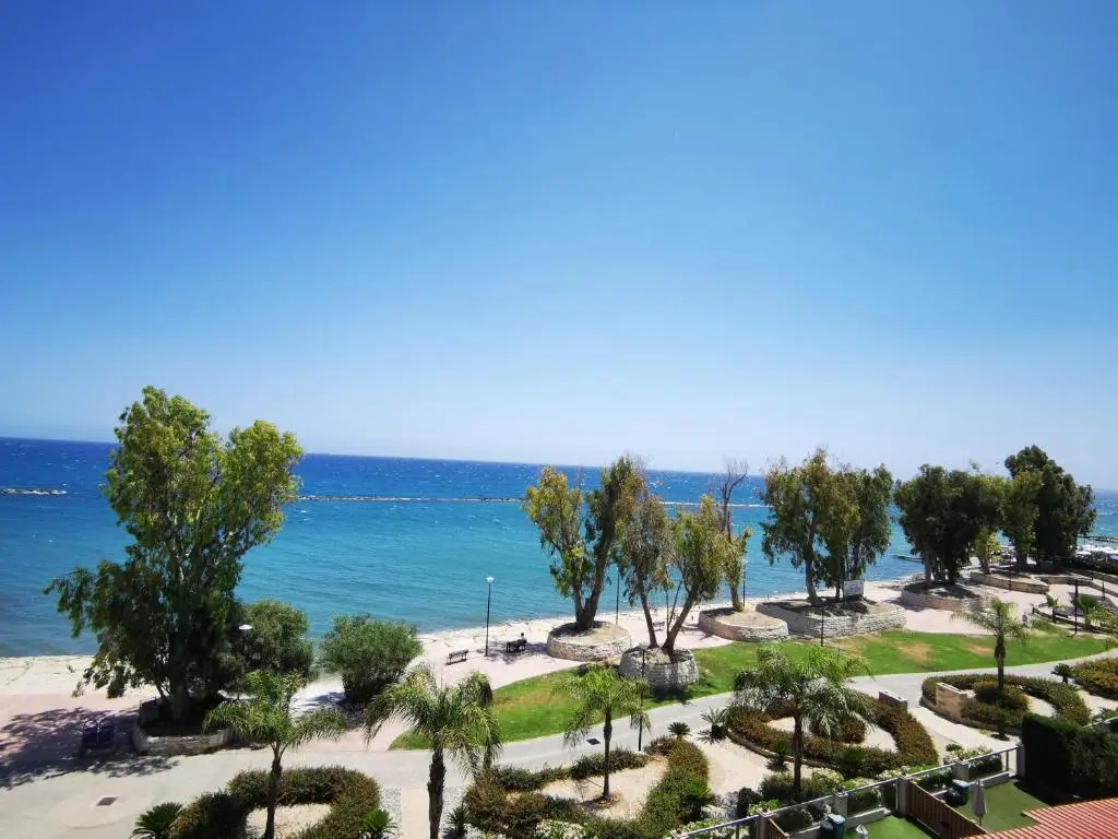 Lovely Seafront Place on 1st line with Sea&Mountain view in Green Peaceful GalatexComplex