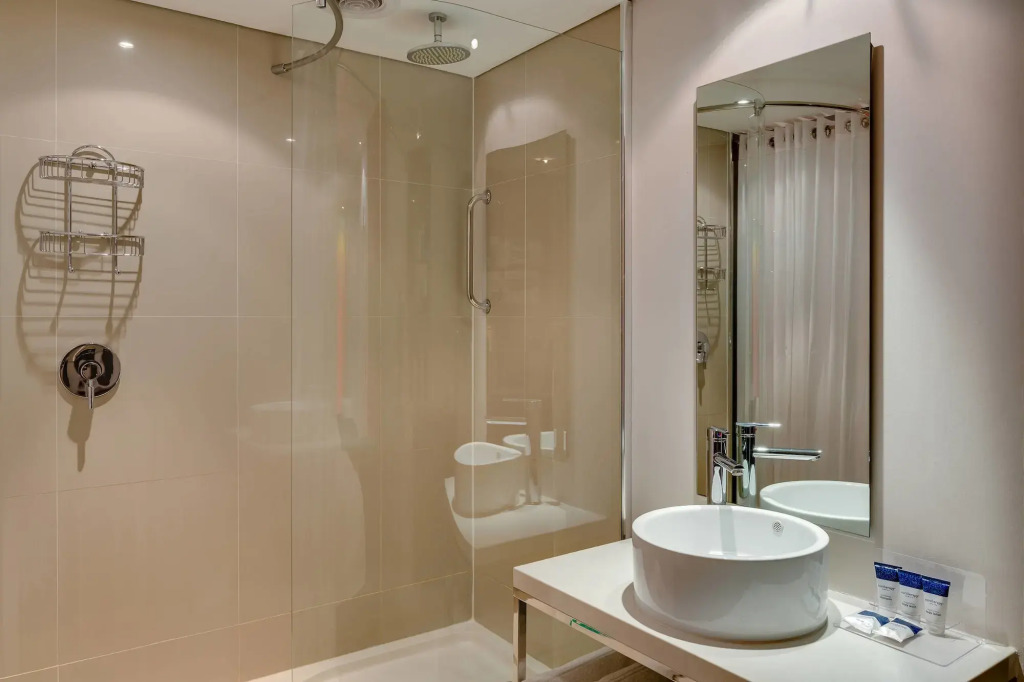 Protea Hotel Fire & Ice by Marriott Cape Town