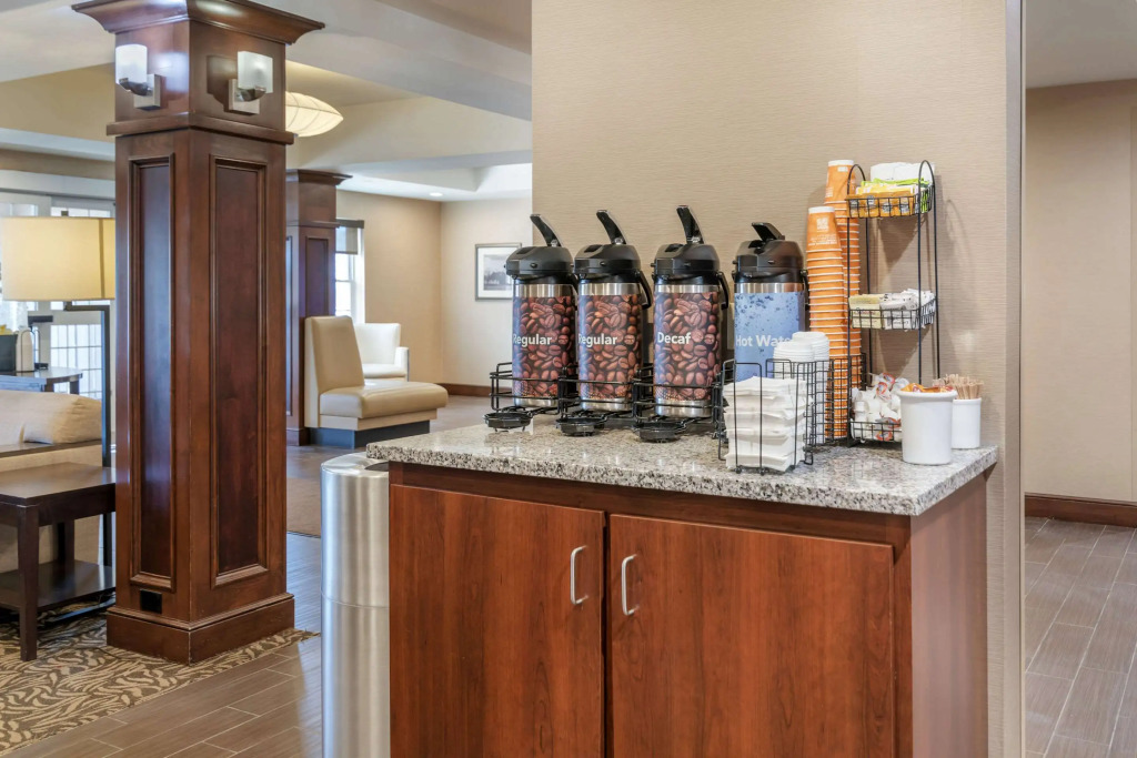 Comfort Inn & Suites Dover-Portsmouth