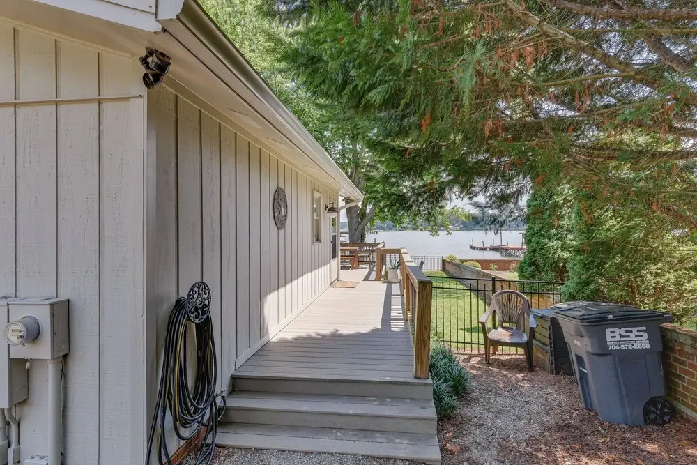 Pet-friendly Lake Norman Home With Boat Dock!