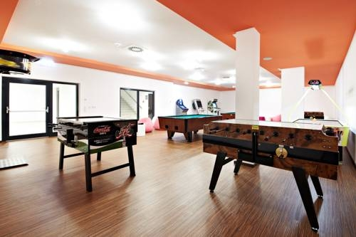 Young Generation Resort Buchegg