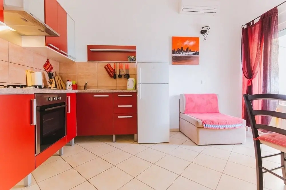 Mari - sea View Apartments - A4 Red